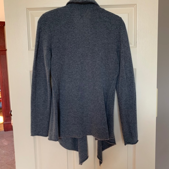 Aqua Cashmere Gray Cardigan Sweater sz S - Picture 4 of 4